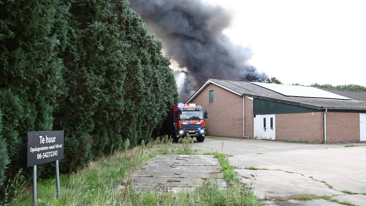 Brand in Overloon (foto: Saskia Kusters/Persbureau Heitink).