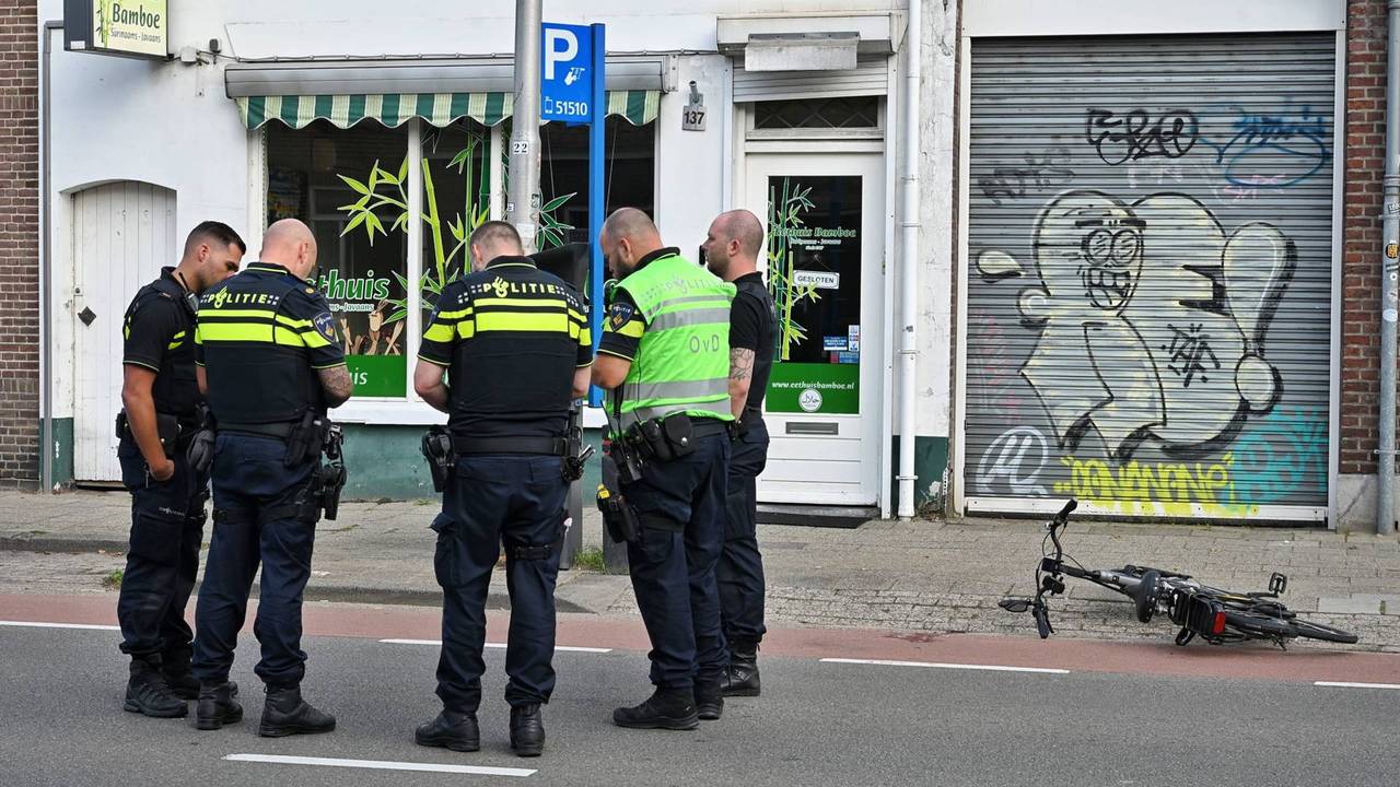 De fietser raakte zwaargewond (foto: Toby de Kort/Persbureau Heitink).