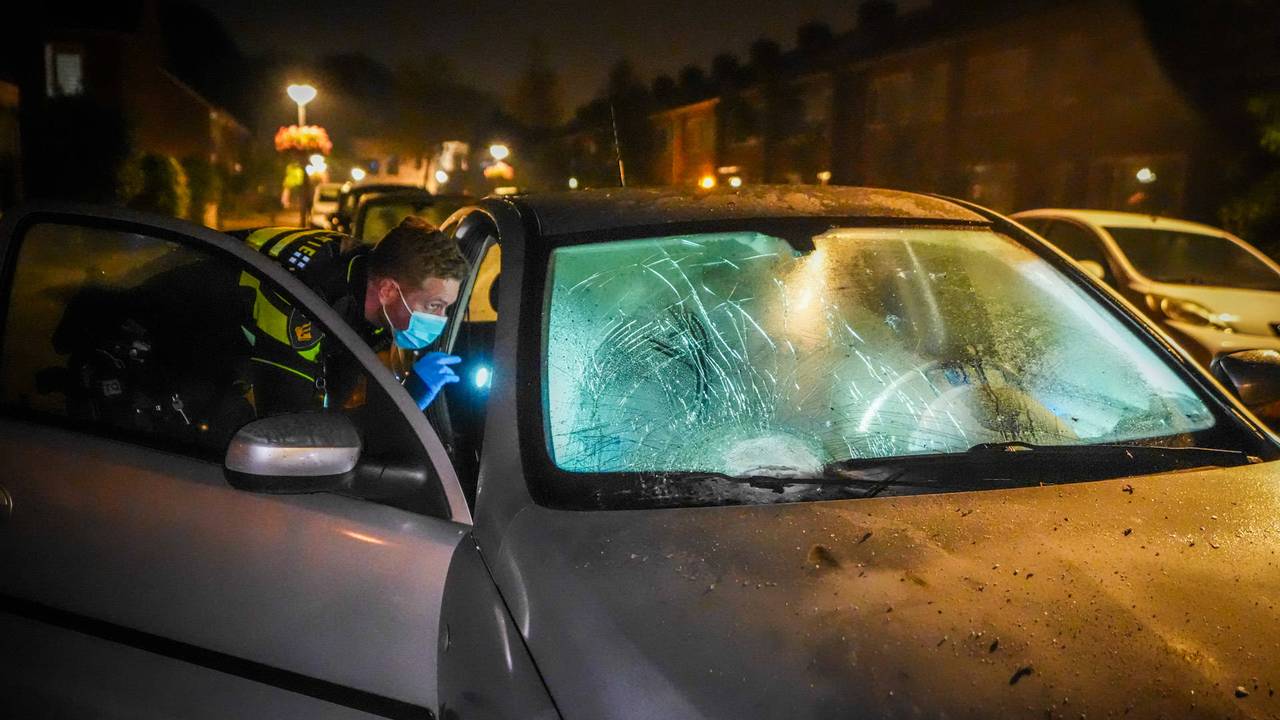 Explosief ontploft op auto in Eindhoven