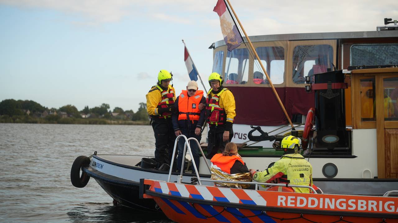 Steeds meer kans op overstromingen: reddingswerkers oefenen in Cuijk