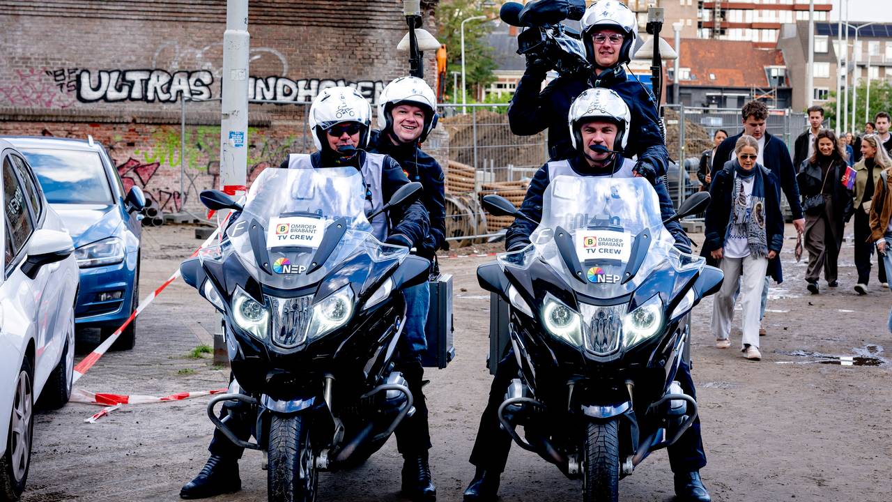 De crew van Omroep Brabant op het parcours (foto: Caroline van Leusden, EYE4IMAGES).