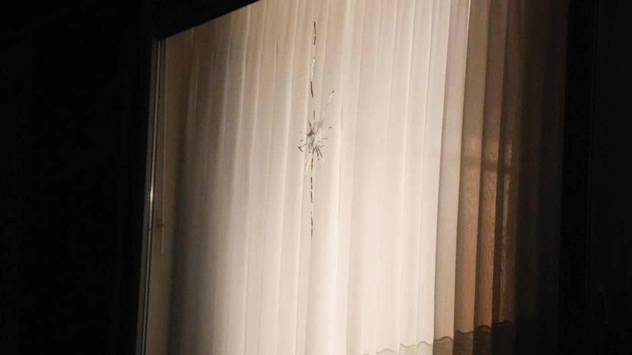 Raam en deur van huis beschadigd na schietpartij in Waalwijk