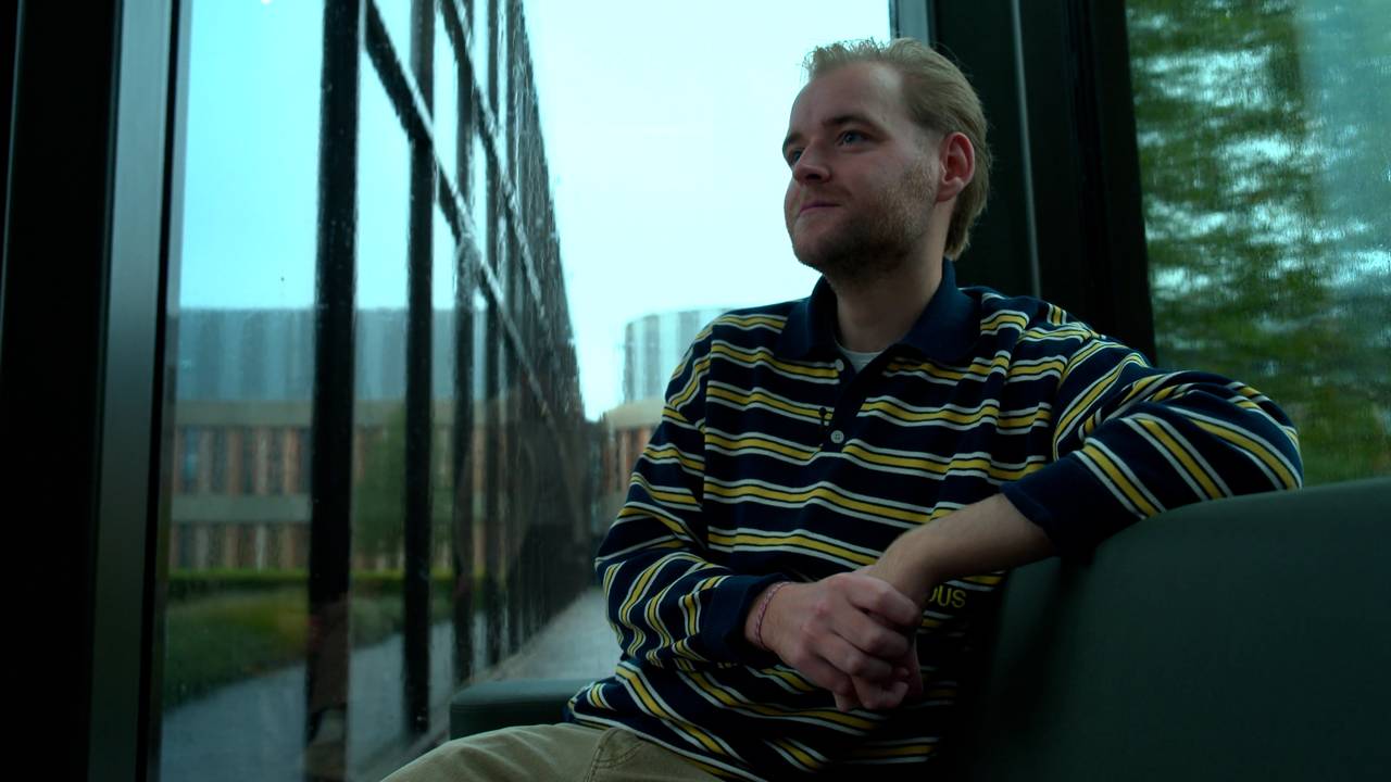 Gijs in het ziekenhuis.