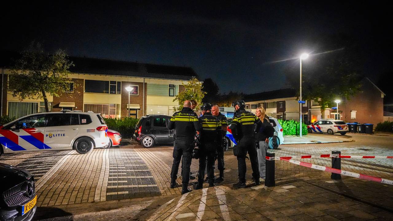De omgeving is afgezet (foto: Persbureau Heitink).