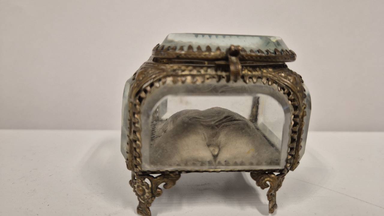 Antiek Frans sieradenkistje uit La Belle Epoque gevonden in Schijndel