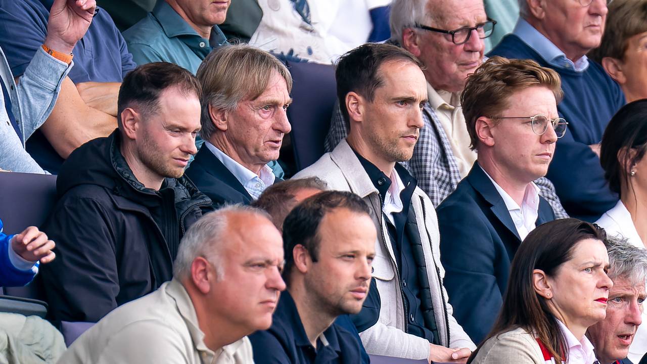 Geen geraniums, maar dug-out voor Adrie Koster (71): 'Heb iets met de club'