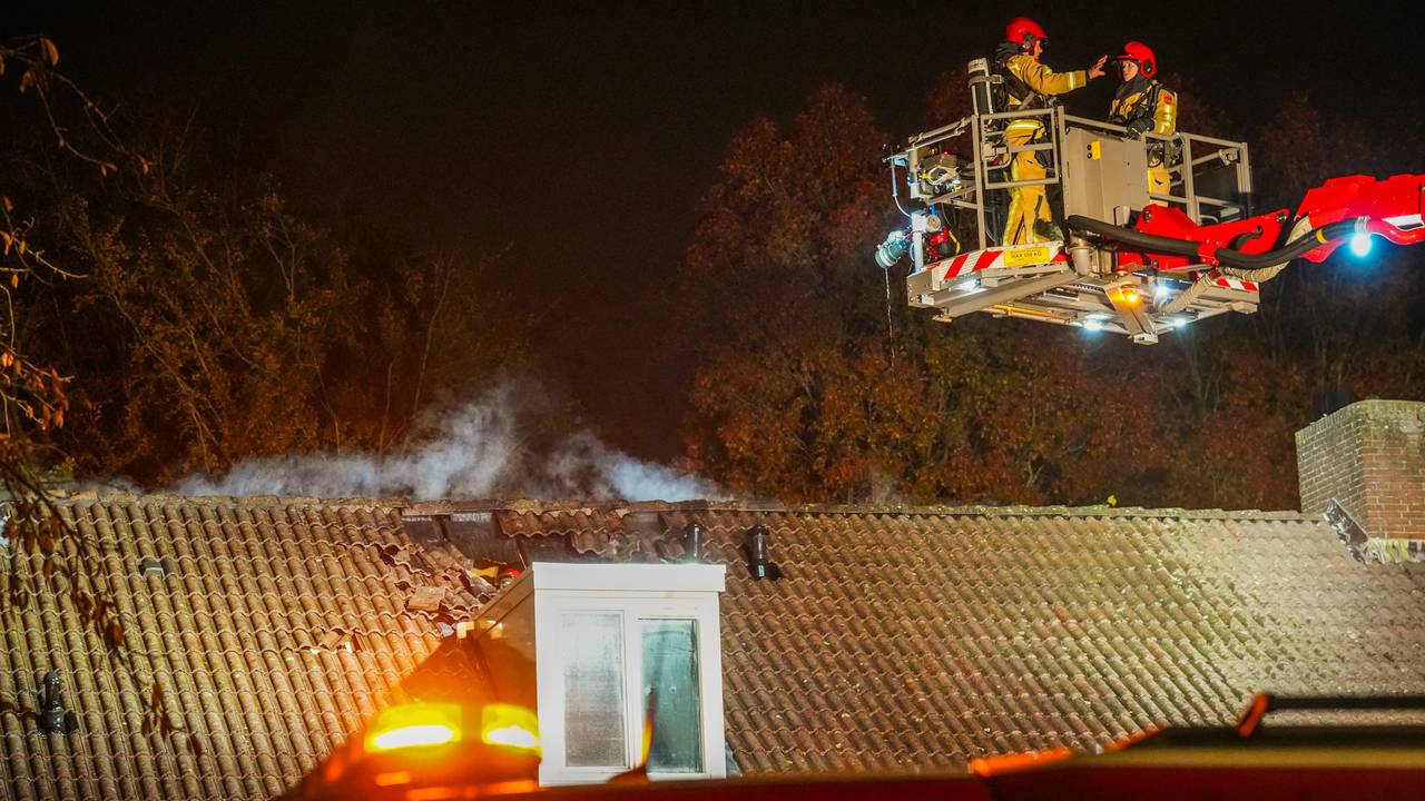 De schade aan het huis is groot (foto: Dave Hendriks/Persbureau Heitink).