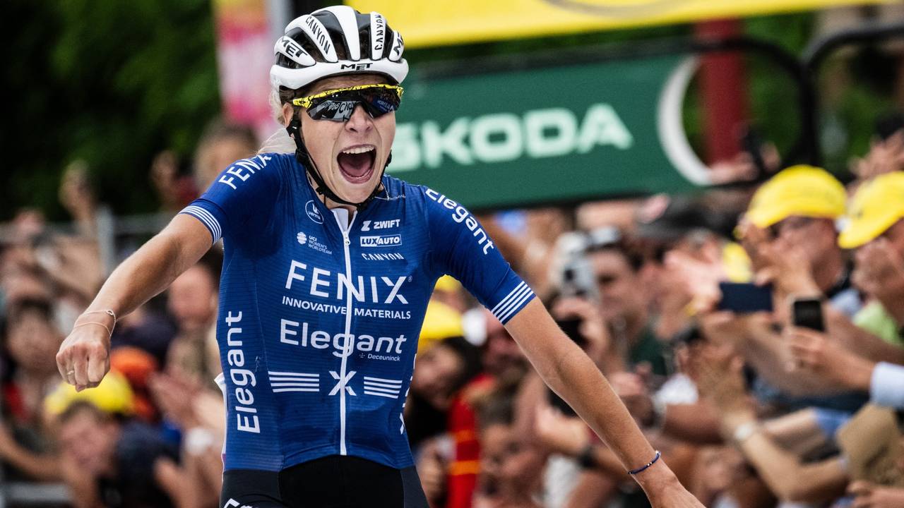 Yara Kastelijn bij een eerdere overwinning in de Tour de France (foto: ANP).