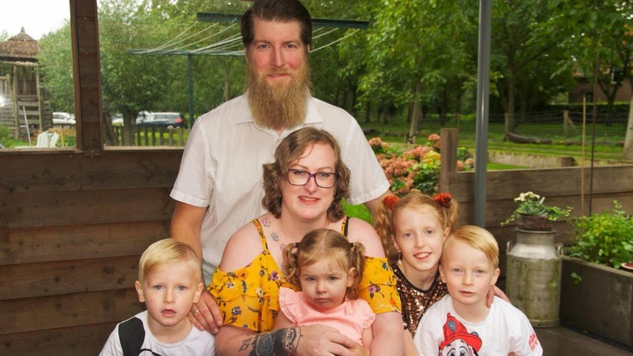 Sebastiaan en Nathalie met hun kinderen (foto: Sebastiaan Paap).