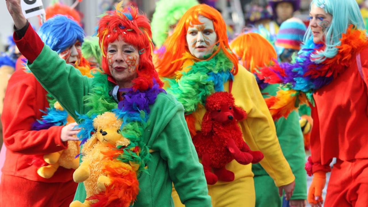 Verklede mensen tijdens carnaval in Roosendaal (archieffoto).