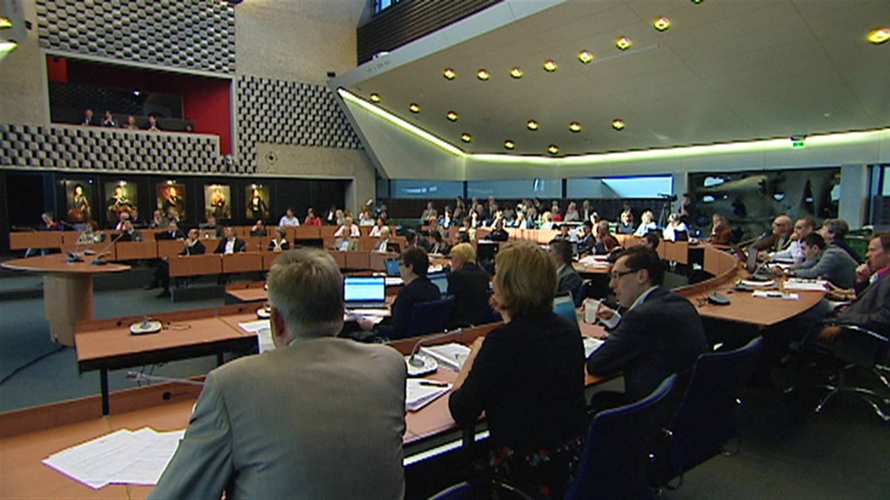 De politiek praatte vrijdag over de toekomst van Moerdijk (foto: Wim Heesterbeek)
