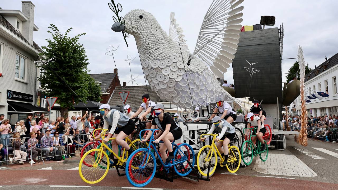 Algemene winnaar Brabantsedag: Lambrekvrienden (foto: Lobke Kapteijns). 