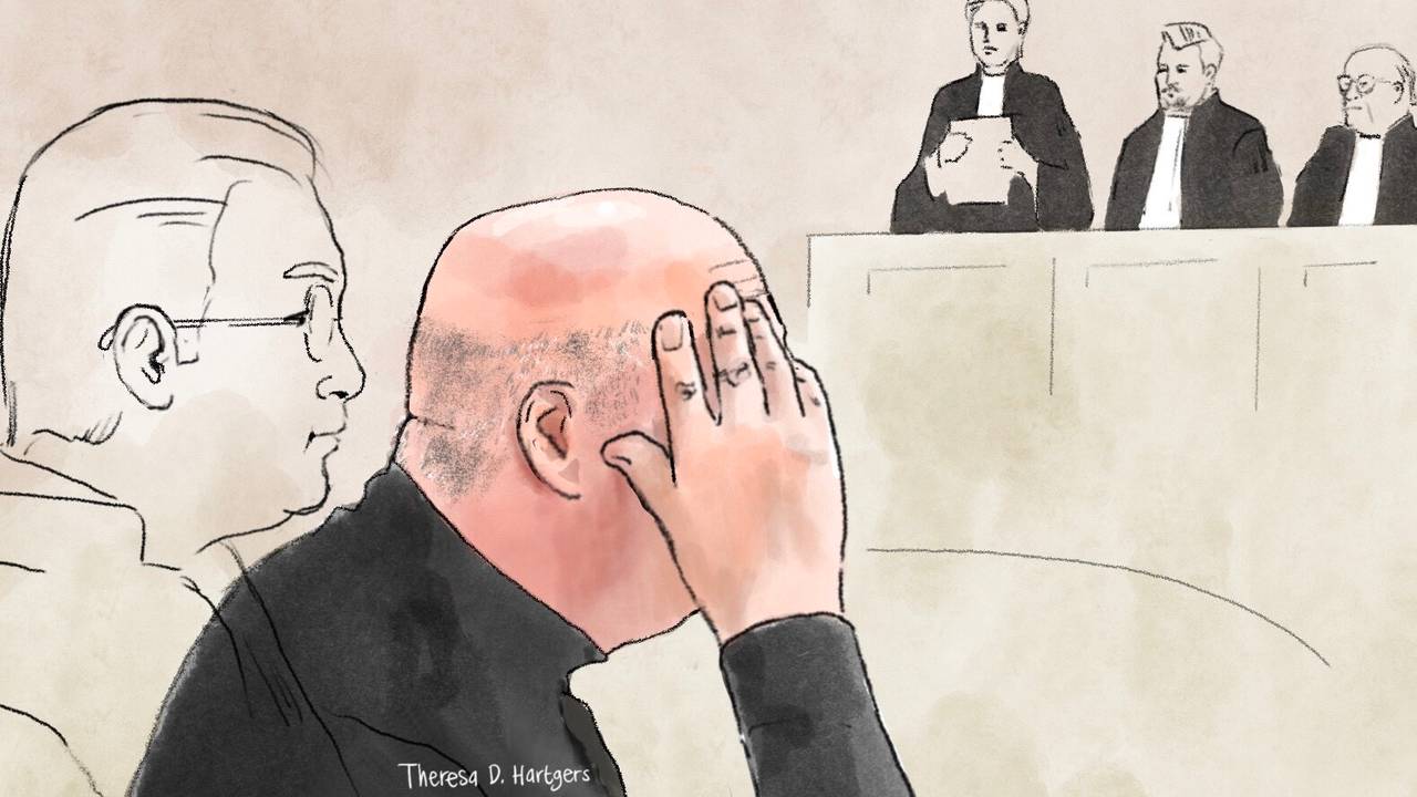 Willem V. oktober 2025 in de rechtszaal (rechtbanktekening: Theresa Hartgers).