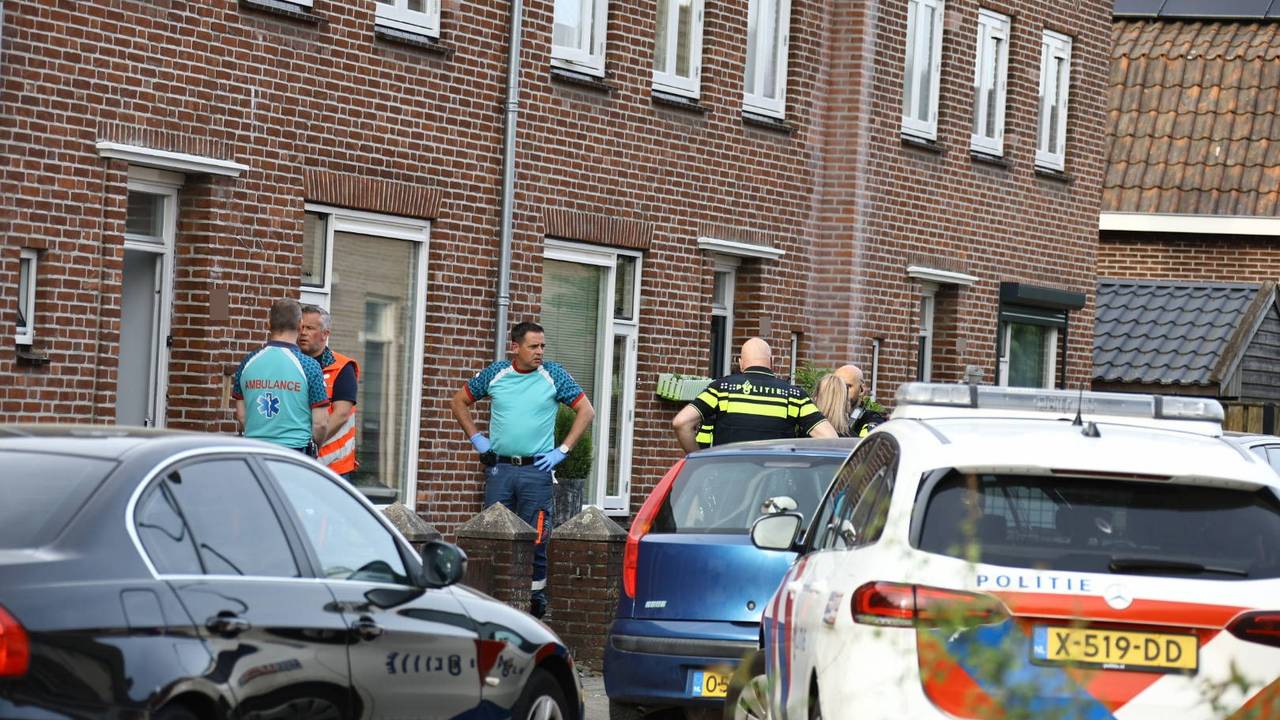 Gewonde na steekpartij in Boxmeer, politie zoekt verdachte