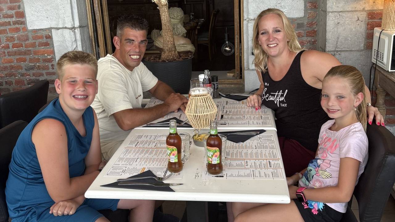 Danny, Noëlla, Bram en Evy op vakantie in België (eigen foto).