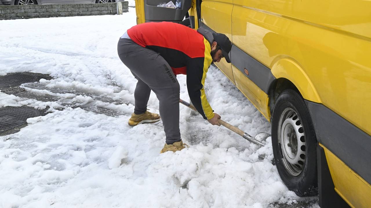 Sneeuwoverlast in Breda (foto: Erald van der Aa)