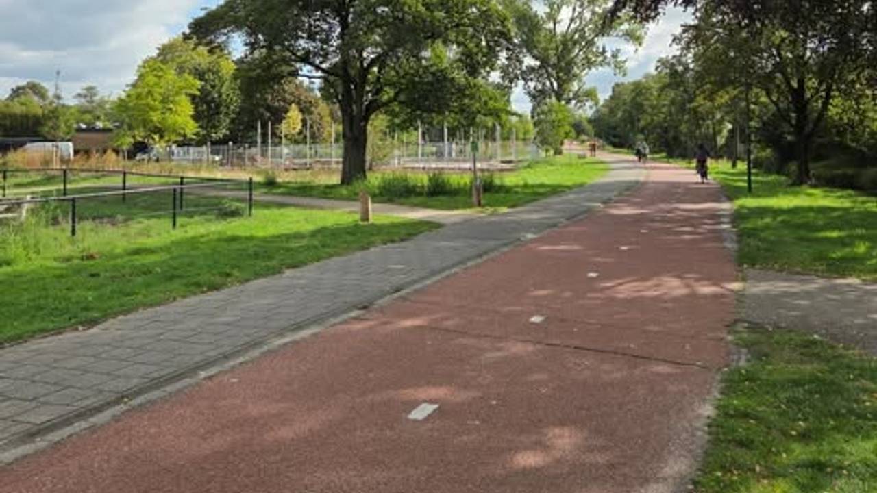 Jongen (14) beroofd van telefoon door fatbikers, politie zoekt getuigen