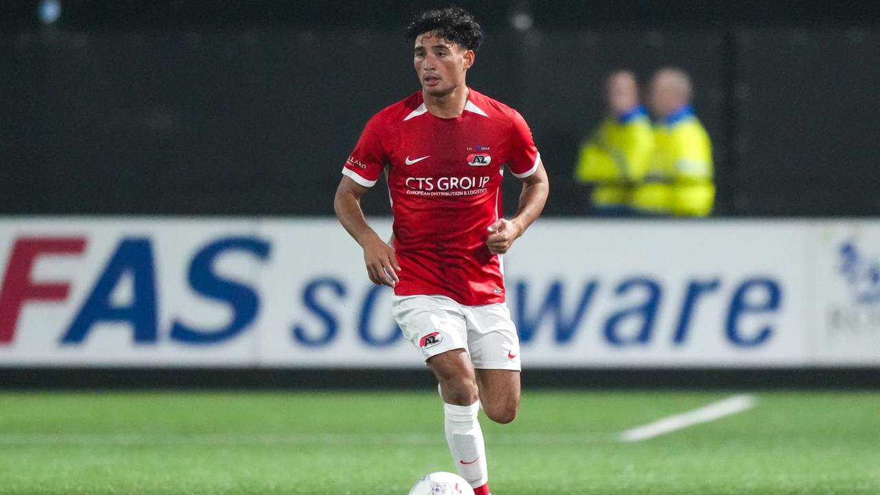 Deadline Day: Helmond Sport haalt verdediger AZ • PSV op zoek naar spits