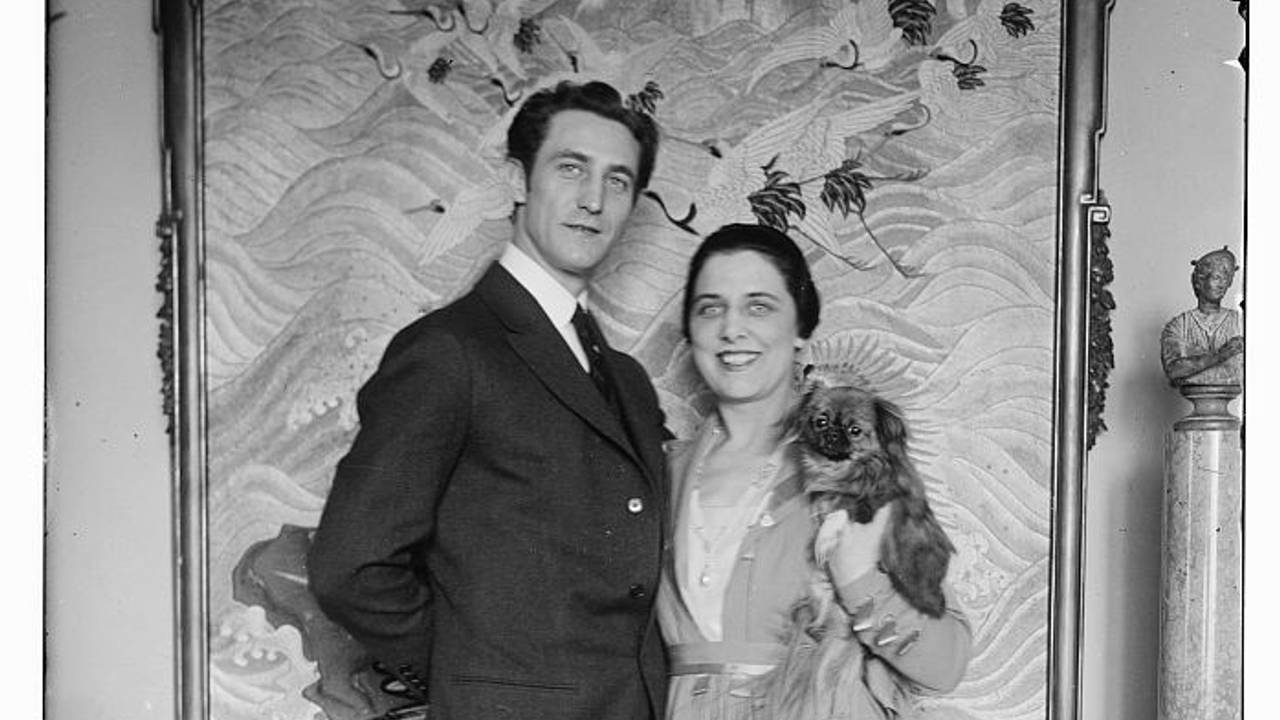 Lou Tellegen en Geraldine Farrar, een van de vrouwen die hij gehad heeft (foto: Bain News Service, via Picryl).