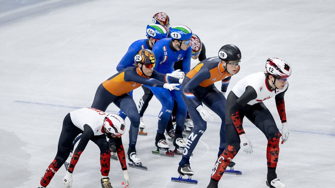 Friso Emons (32) en Teun Boer in de finale van de Olympische Winterspelen (foto: Iris van den Broek / ANP).