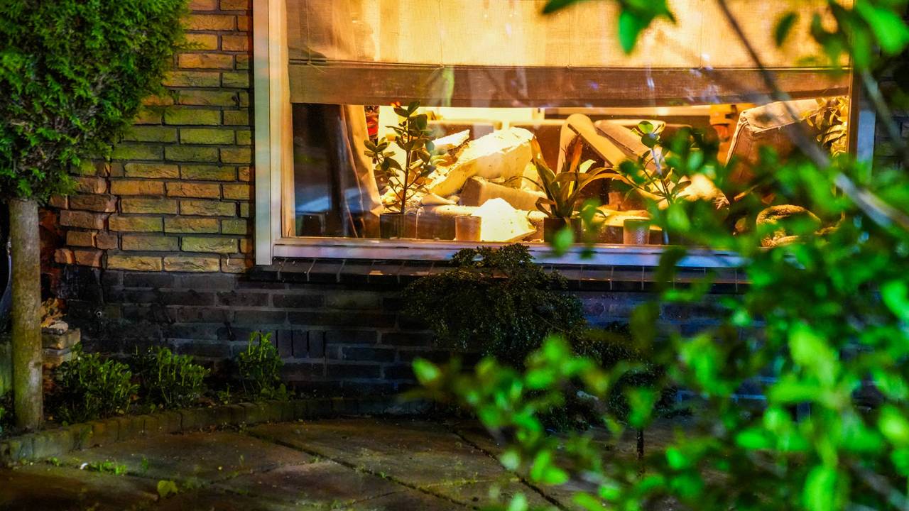 De ravage is enorm (foto: Dave Hendriks / Persbureau Heitink).