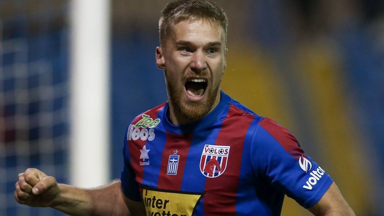 Tom van Weert maakt de overstap naar AEK Athene.