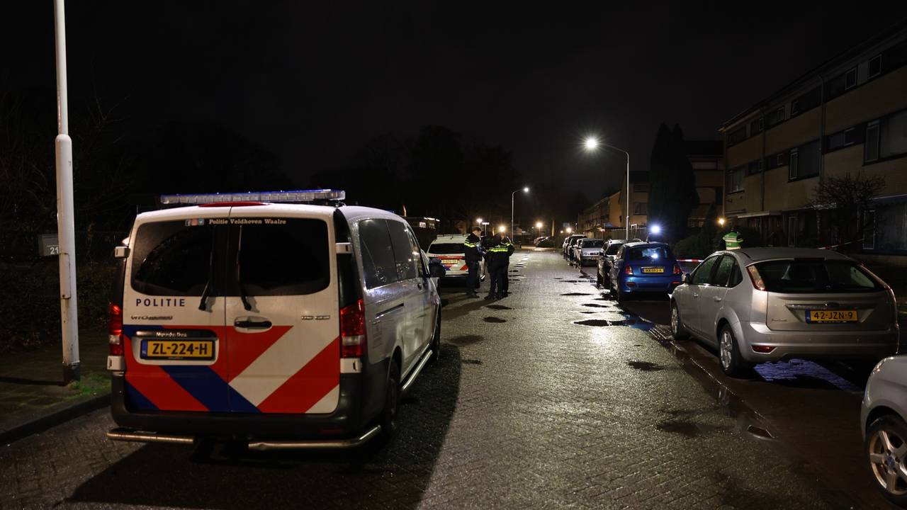 De explosie in Best vond rond halfvijf donderdagnacht plaats (foto: Sander van Gils/SQ Vision).
