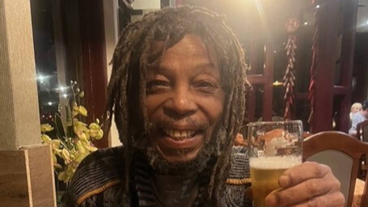 Wique, de man met de dreadlocks, is overleden (foto: SMO Breda).