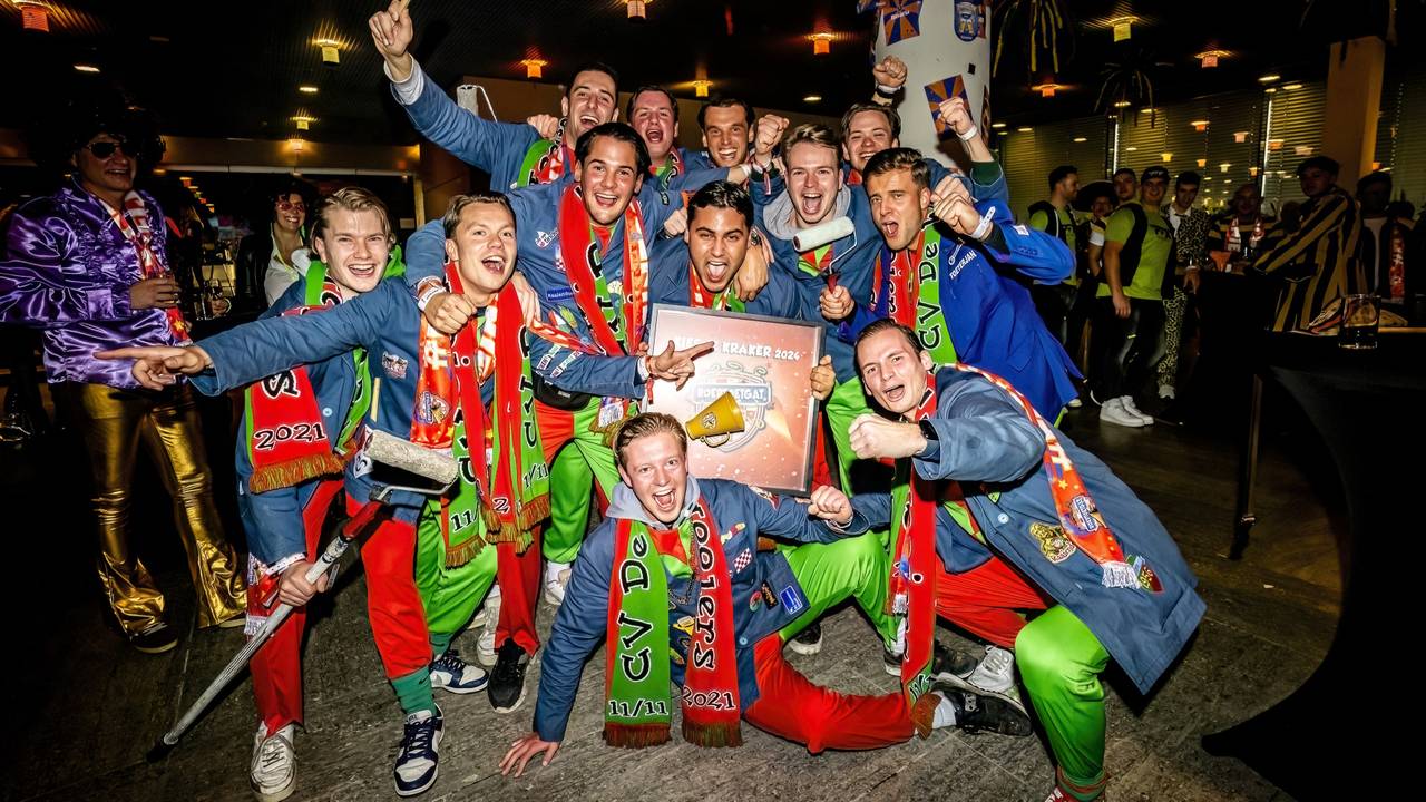 CV De Weggooiers met de Kies je Kraker-award (foto: EYE4images).