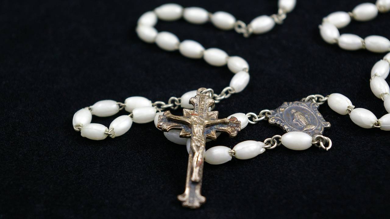 Een rozenkrans (archieffoto: Sxc.hu)