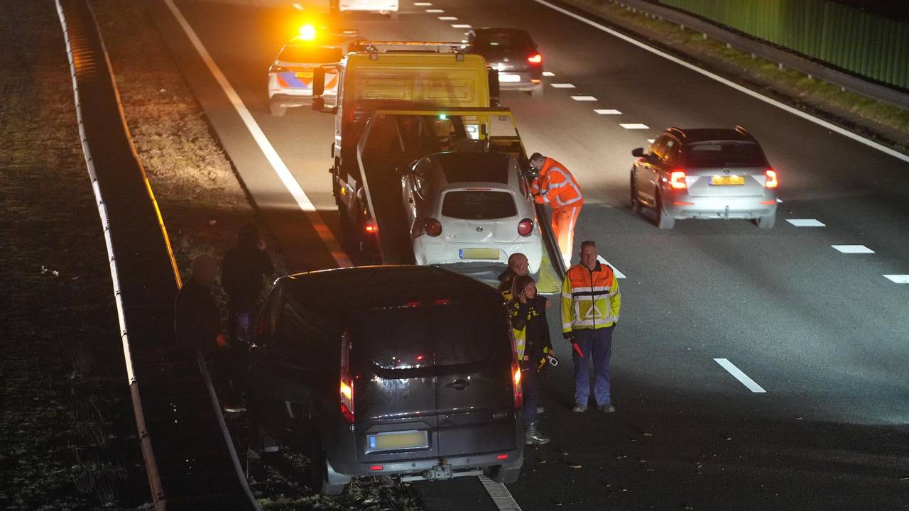 kop-staartbotsing op A2 Maarheeze • man met duizenden euros.