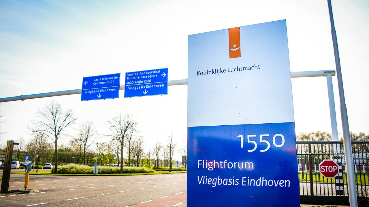 Tankwagen met 40.000 liter kerosine gekanteld (foto: SQ Vision).