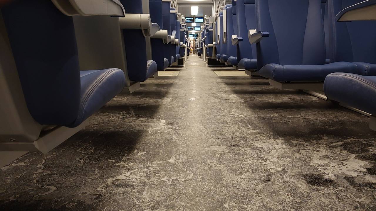 De trein van Ab rijdt, wel met wat zout (foto: Ab Donker). 