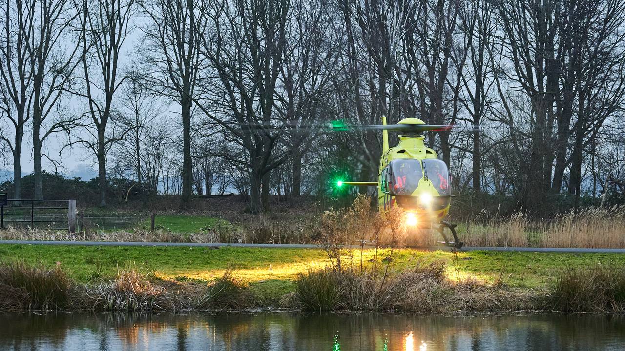 De ingeschakelde traumahelikopter (foto: Tom van der Put/SQ Vision Mediaprodukties). 