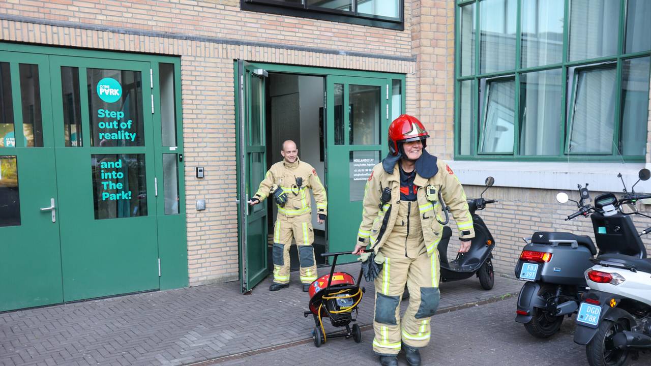 Een bewoner was in slaap gevallen nadat deze een pan op het vuur had gezet (foto: Arno van der Linden/SQ Vision).