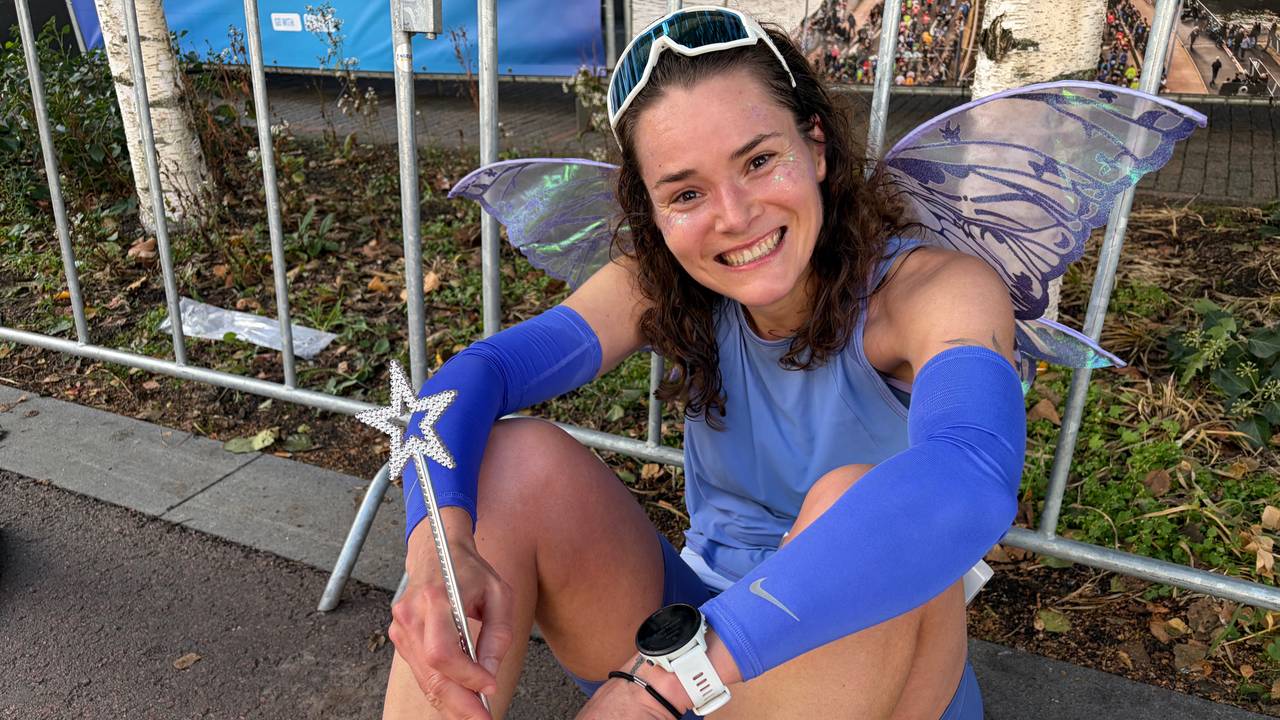 Dana rende in Eindhoven mee als magische fee (foto: Jan Peels).