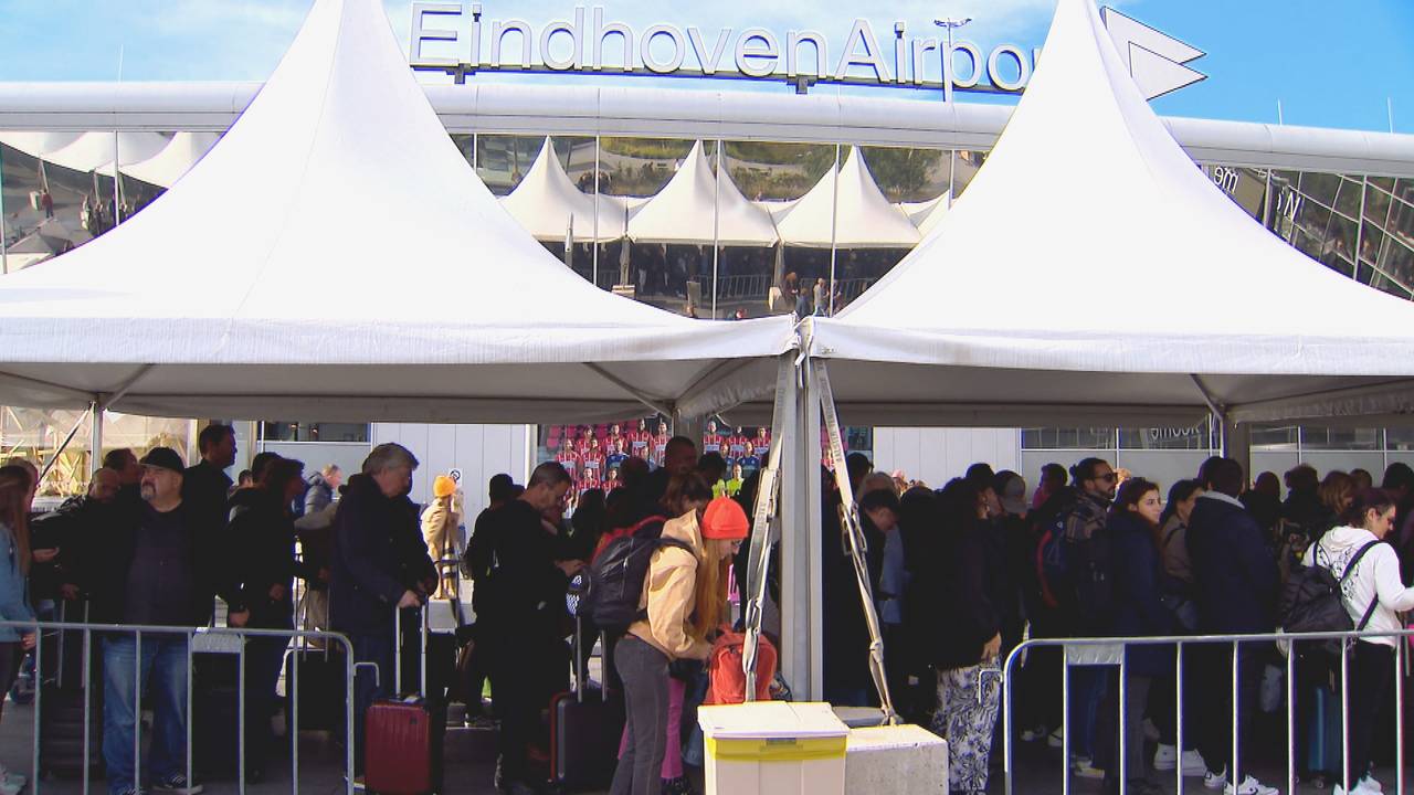 Più di mille passeggeri sono stati colpiti dal guasto all’aeroporto di Eindhoven