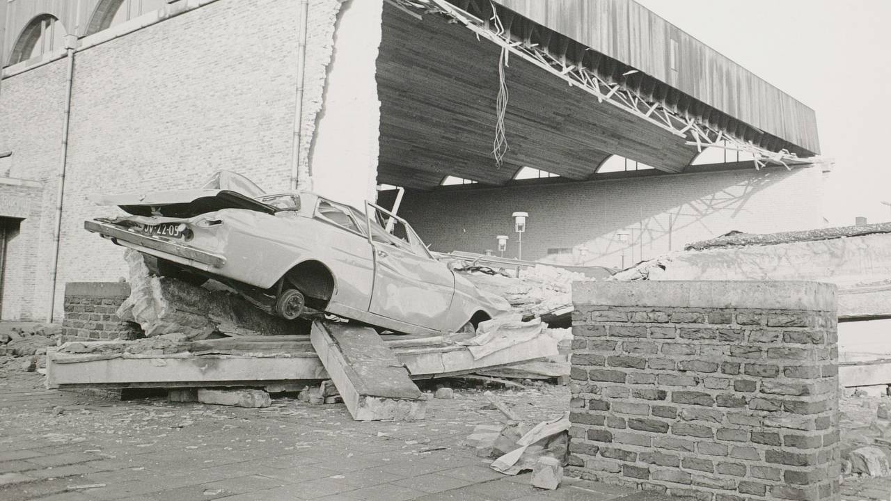 De ravage door het instorten van de Sint Lucaskerk was groot (foto: Fotopersbureau Het Zuiden/Erfgoed 's-Hertogenbosch).