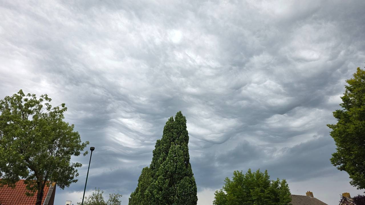 Heeswijk-Dinther haalt vooralsnog opgelucht adem (foto: Bas van Vessem).