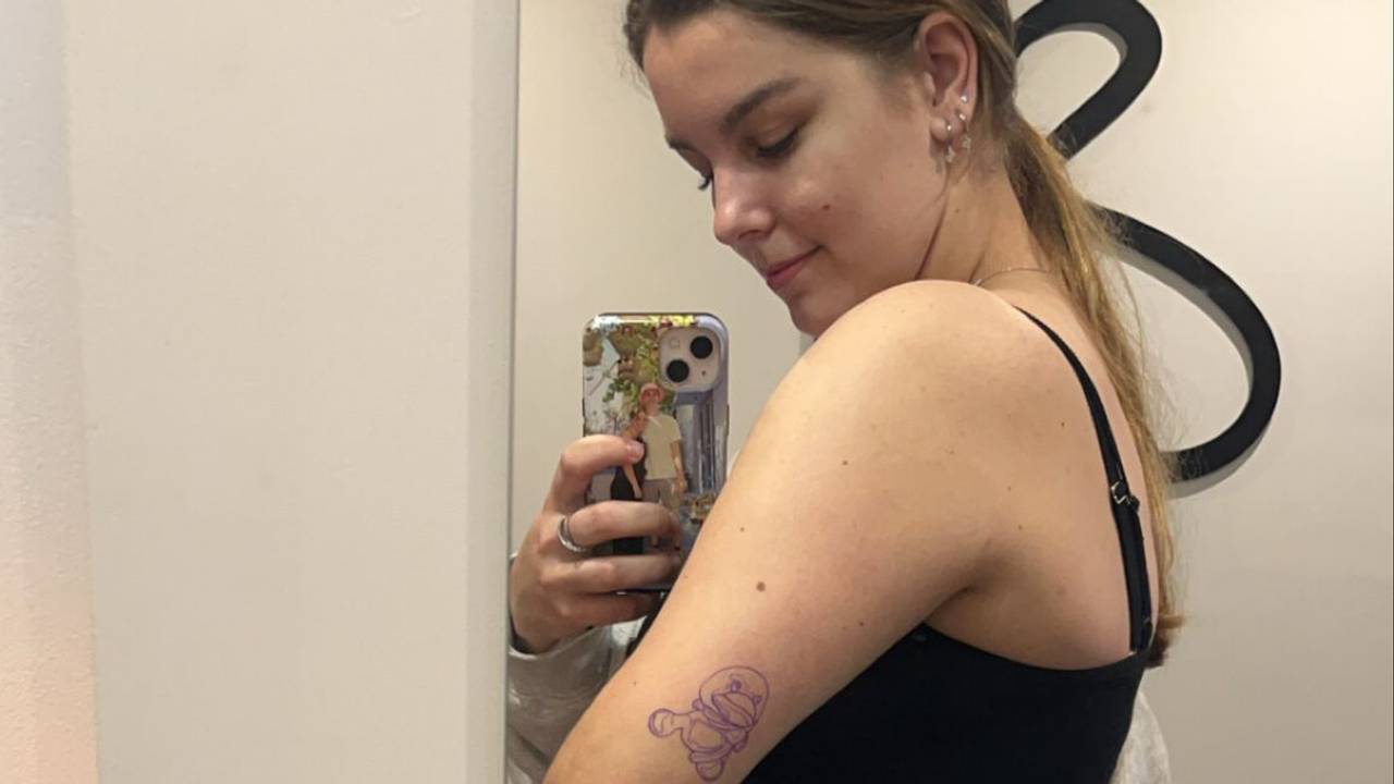 Lianne en haar tattoo (privéfoto)