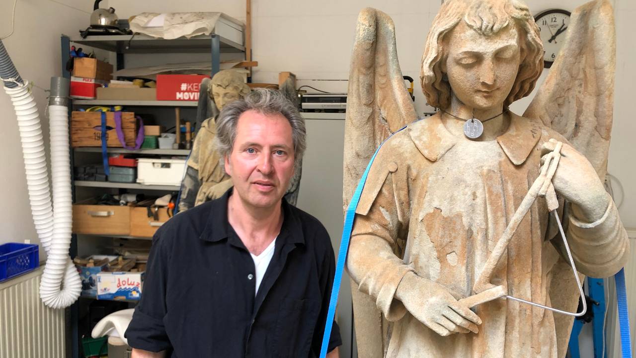 De Sint-Jan engelen worden gerestaureerd