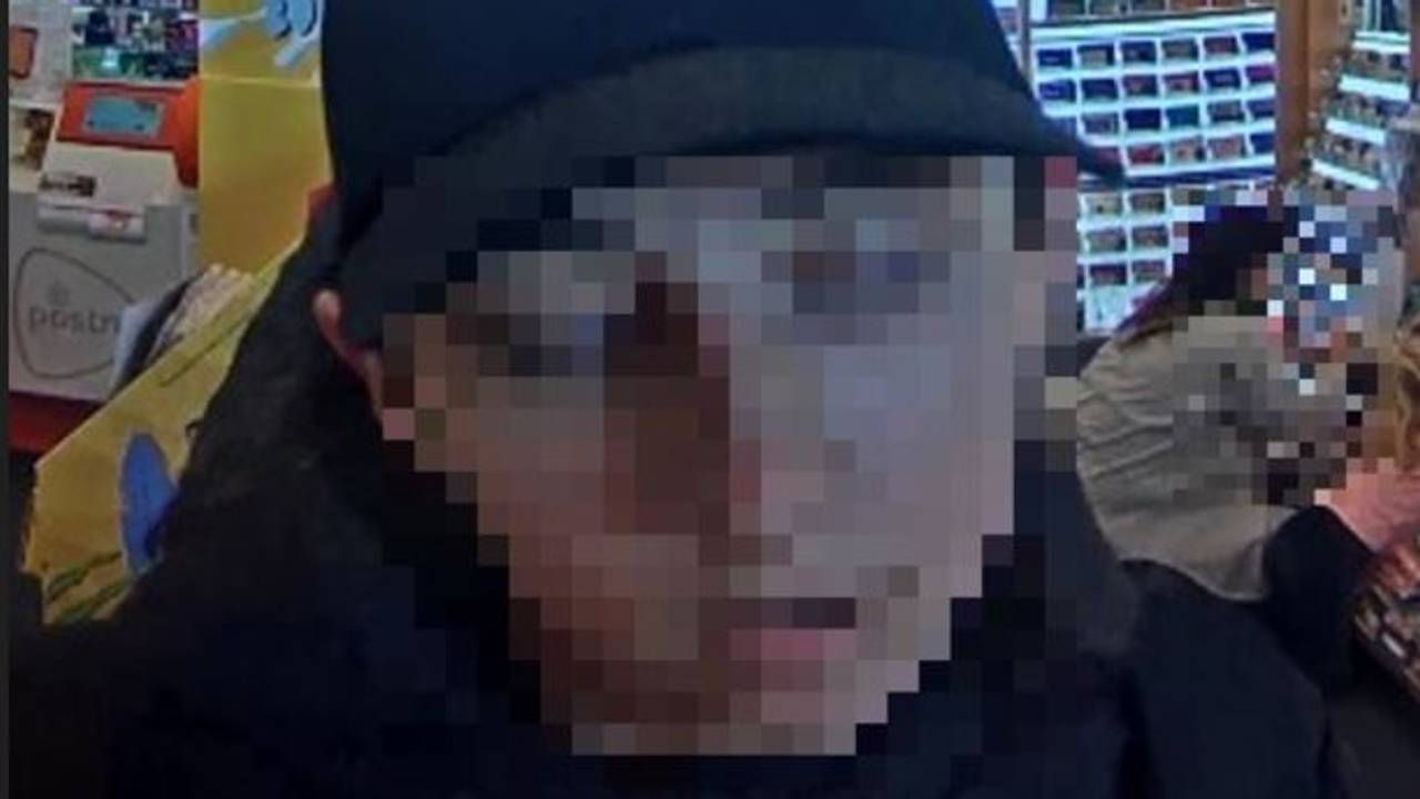 Deze jonge vrouw pinde met een gestolen pas (beeld: Instagram Bureau Brabant).