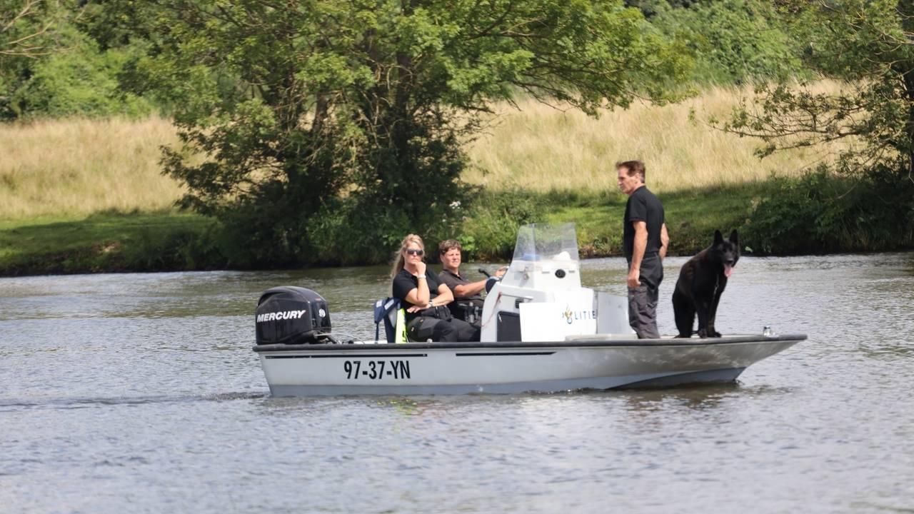 Zoektocht Naar Vermiste Zwemmer (35) Bij Oeffelt Gaat Derde Dag In ...