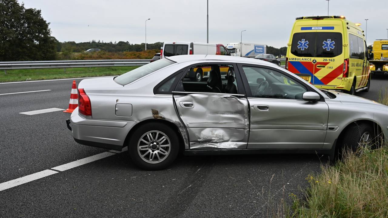 Kettingbotsing A16 (foto: Tom van der Put/SQ Vision).
