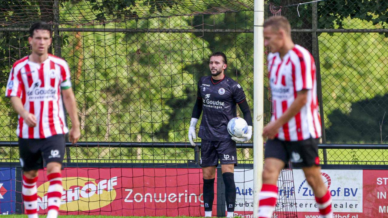 Joël Drommel na het derde tegendoelpunt van De Graafschap (foto: ANP 2025/MTB-Photo/Shutterstock).