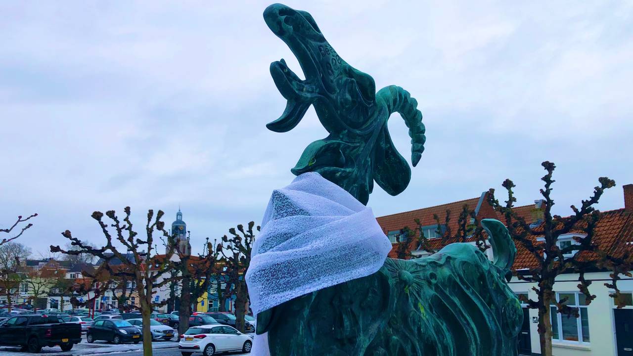 Het geitje van Mie d'n Os op het Bleekveld in Bergen op Zoom (foto: Raoul Cartens).