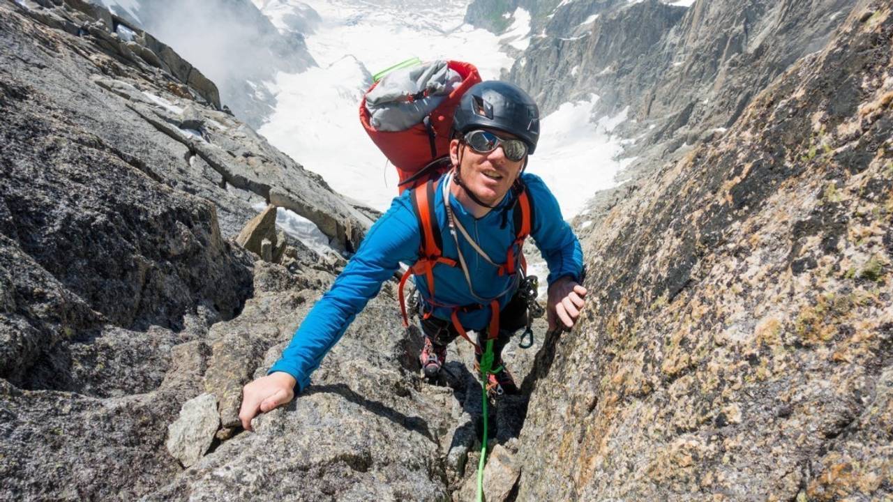 Millionaire Gore Mendaki Tujuh Gunung Tertinggi: ‘Tantangan Tertinggi’