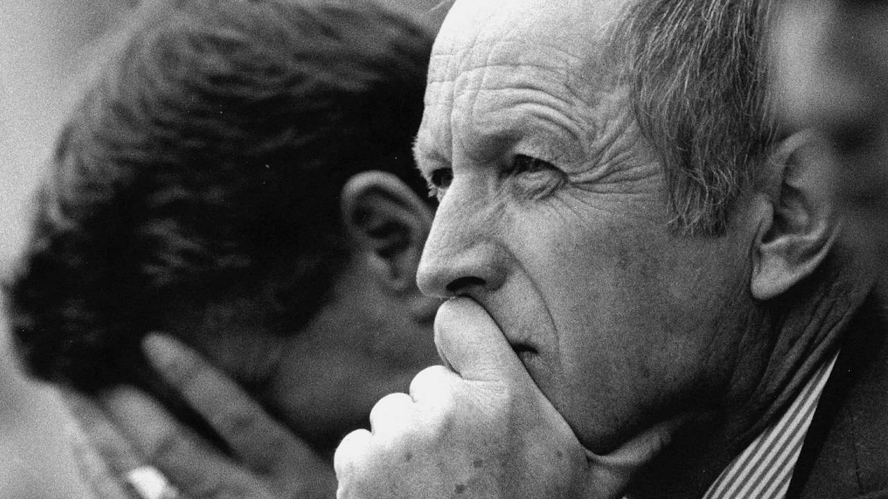 Der frühere PSV-Trainer Kurt Linder (89) ist gestorben