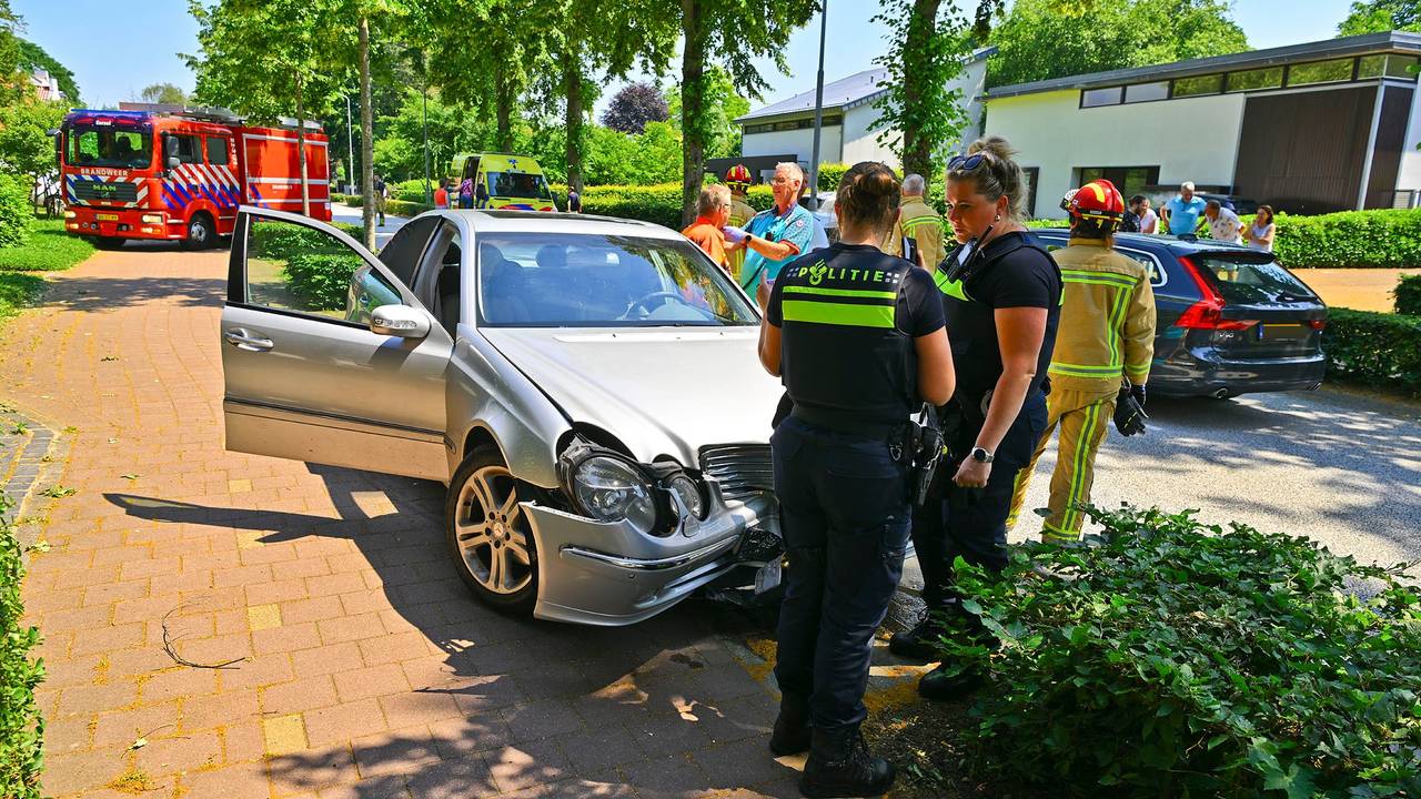 Botsing in Eersel (foto: Rico Vogels/Persbureau Heitink).
