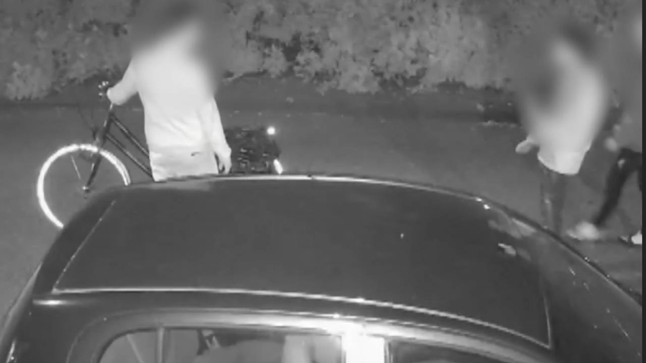 De man wordt achterna gelopen door jongeren voordat hij wordt mishandeld (beeld: Bureau Brabant).